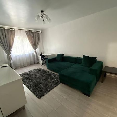 The Urban Hub 1 Apartment Яш Екстериор снимка